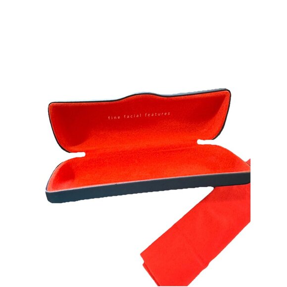 Nifties Glass Case And Cleansing Cloth - Picture 4 of 5